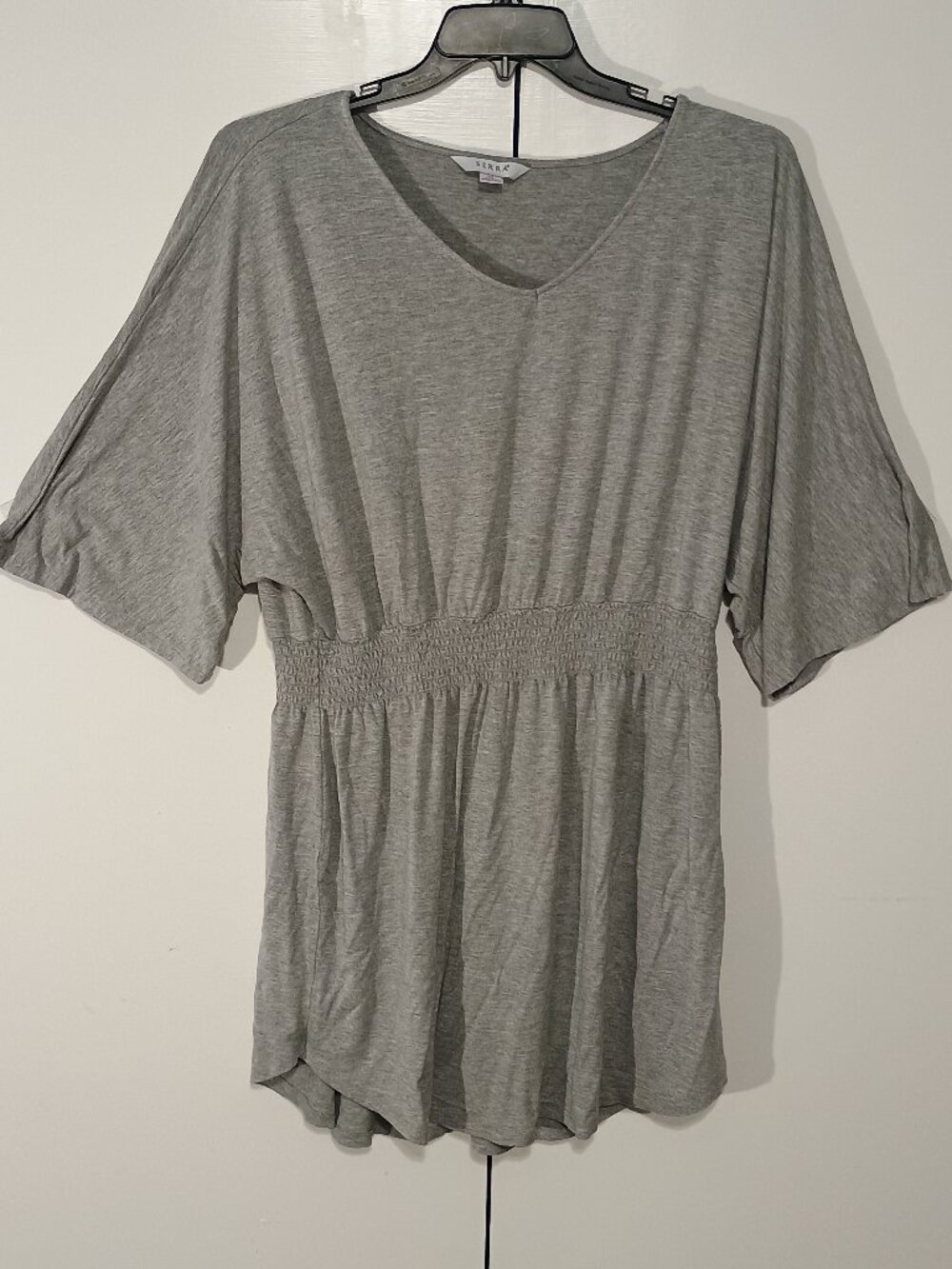 Serra Gray V-Neck Smocked Empire Waist Top XL 16/18 Flutter Sleeve Tunic